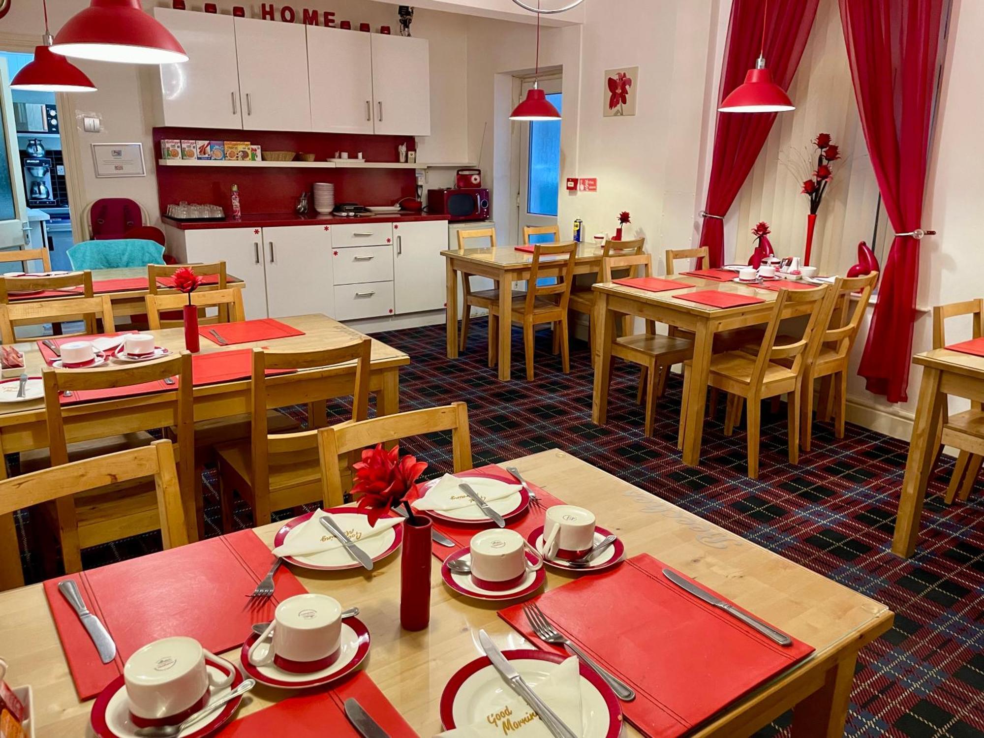 Beeches Hotel — Photos 1
